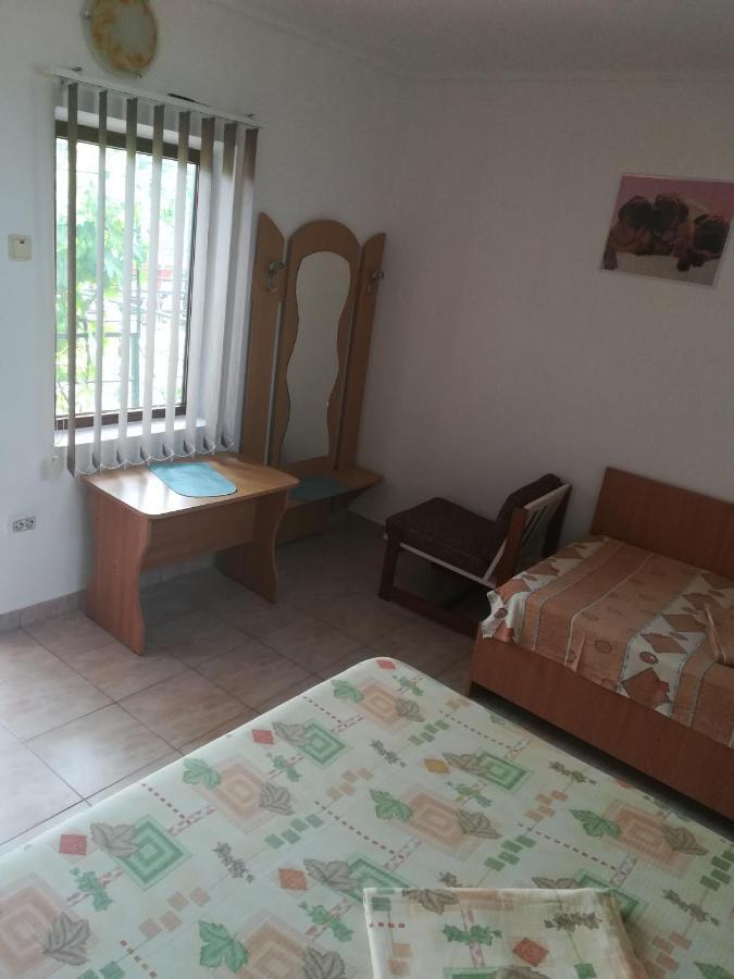 Pensiunea Lyo 2 Mai Ruang foto